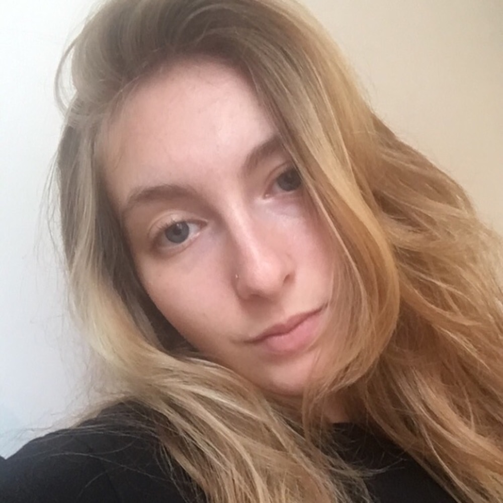 Meet your Posher, Ariela